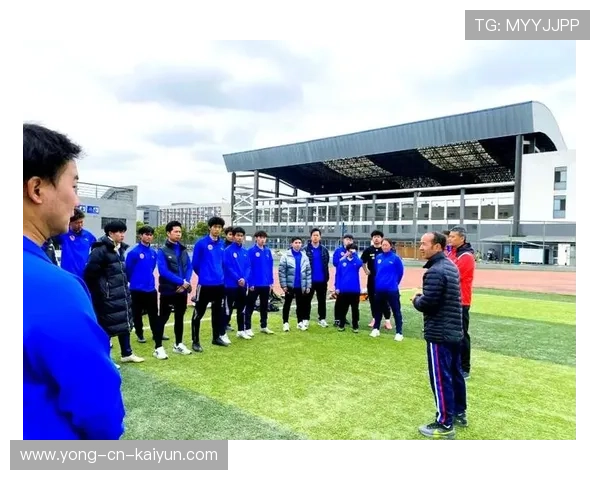 足球裁判在基层推广中建立远程教学与实战轮换结合的培训体系，足球裁判员基础测试题